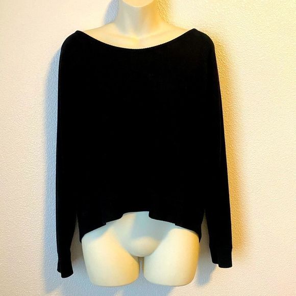 GAP Tops - 𝅺Love by Gap long sleeve knit top like new!